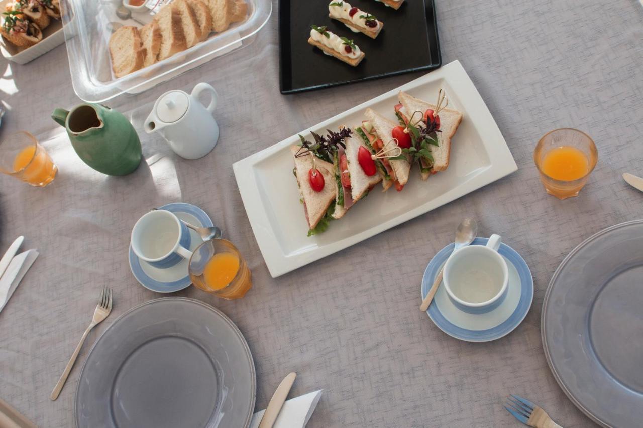 Arcana Santorini Villas, An Authentic Cycladic Experience *