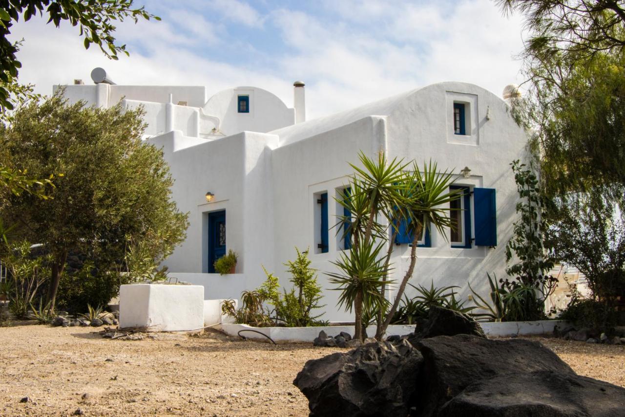 Arcana Santorini Villas, An Authentic Cycladic Experience * Akrotírion